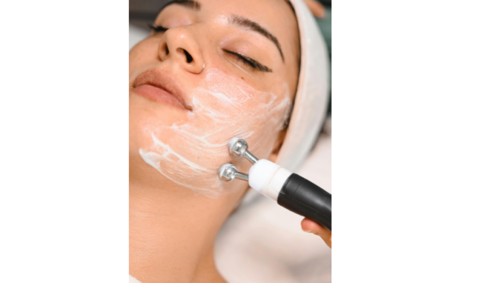 Daily skincare routine for oily skin in India showing facial treatment for healthy, glowing skin